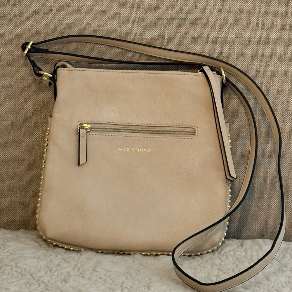 Max Studio Cream Crossbody Bag – Gold Stud Detail – Adjustable Strap